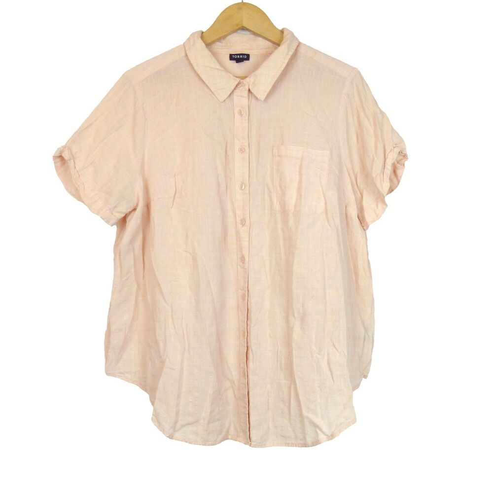 Torrid Button Down Shirt Womens Plus Size 2 Salmon Pink Short Sleeve Pocket